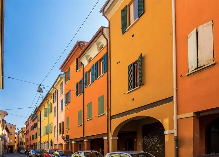 Bed In Bo Porta San Mamolo ボローニャ