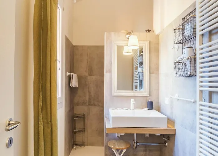 Bed In Bo Porta San Mamolo ゲストハウス