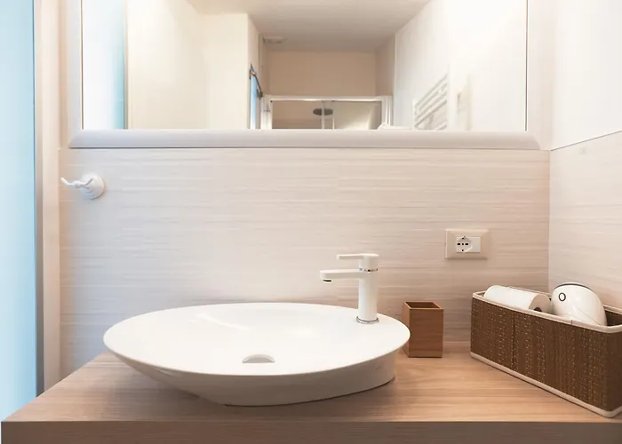 Bed In Bo Porta San Mamolo 4*