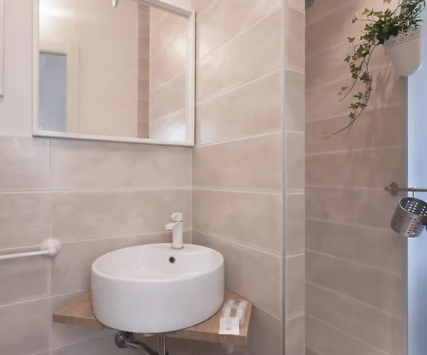 게스트하우스 Bed In Bo Porta San Mamolo 볼로냐