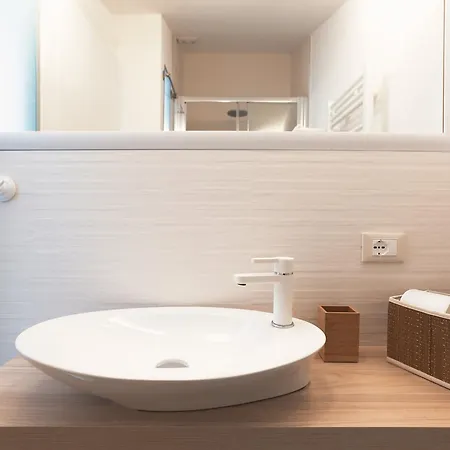 Bed In Bo Porta San Mamolo 3*