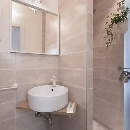 Гостевой дом Bed In Bo Porta San Mamolo Болонья